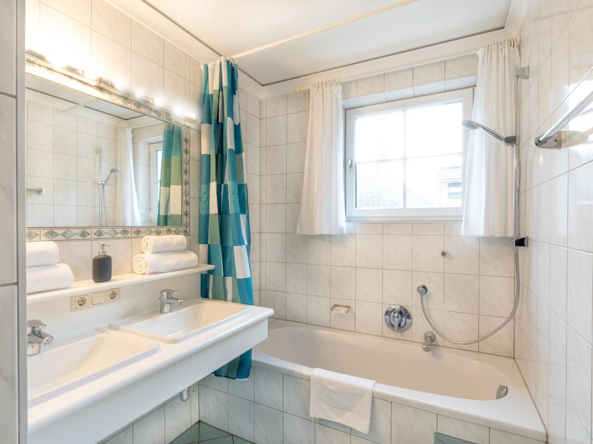 Solaris Apartment *