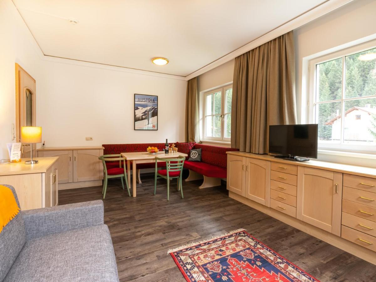 Solaris Apartment *